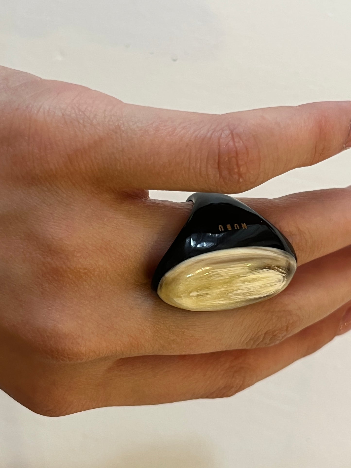 BOUI Ring
