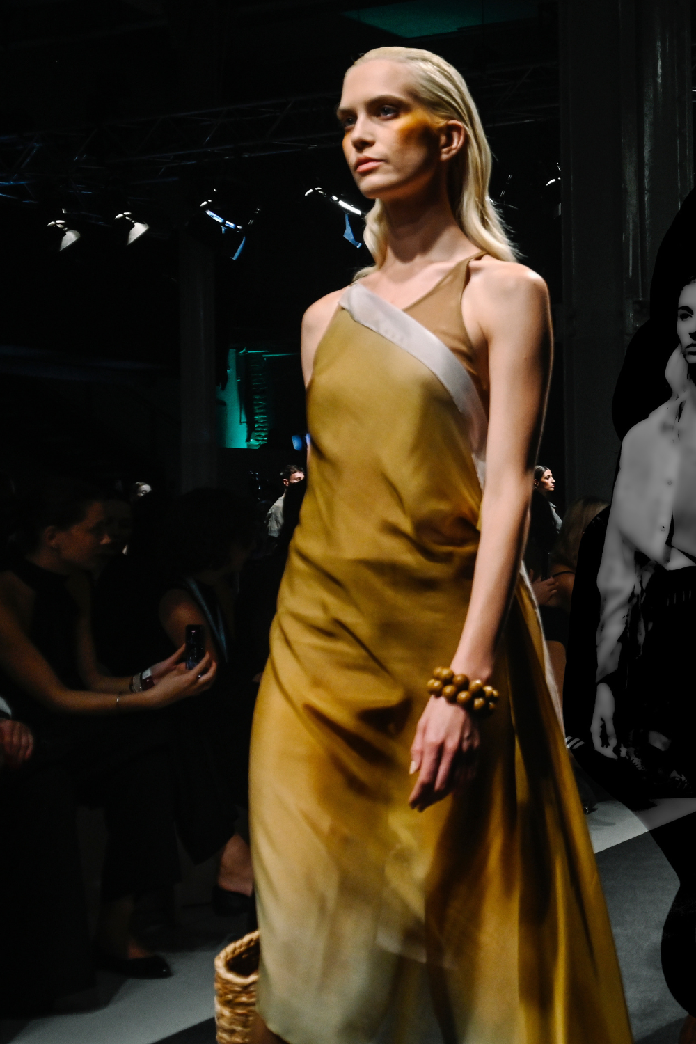 AKAYAN Dress